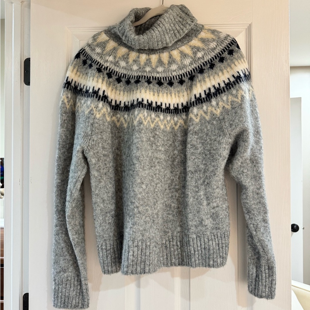 H&M Sweater